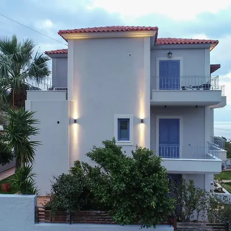 Erato - Private Pool فيلة Fársa