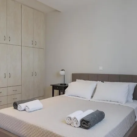 Erato - Private Pool *