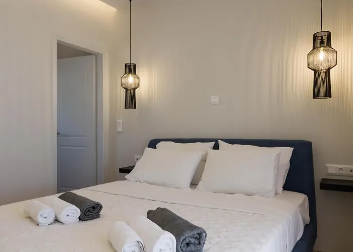 Erato - Private Pool Villa *